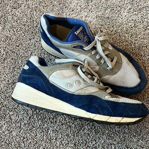 Saucony men’s Shadow 6000 blue sneakers. Size 12.